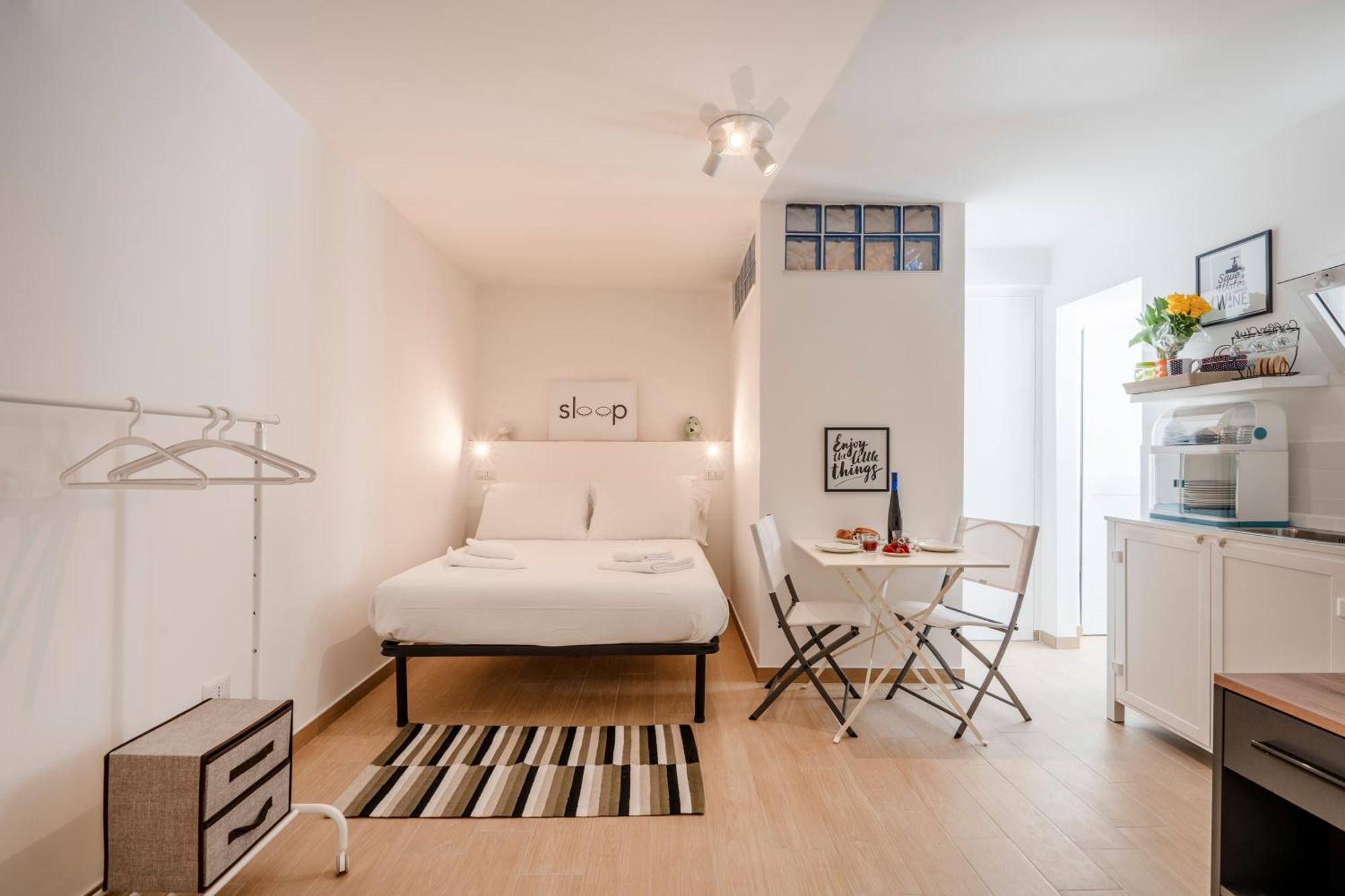 Room 4 - Lovely & Functional Studio Bari Exterior photo