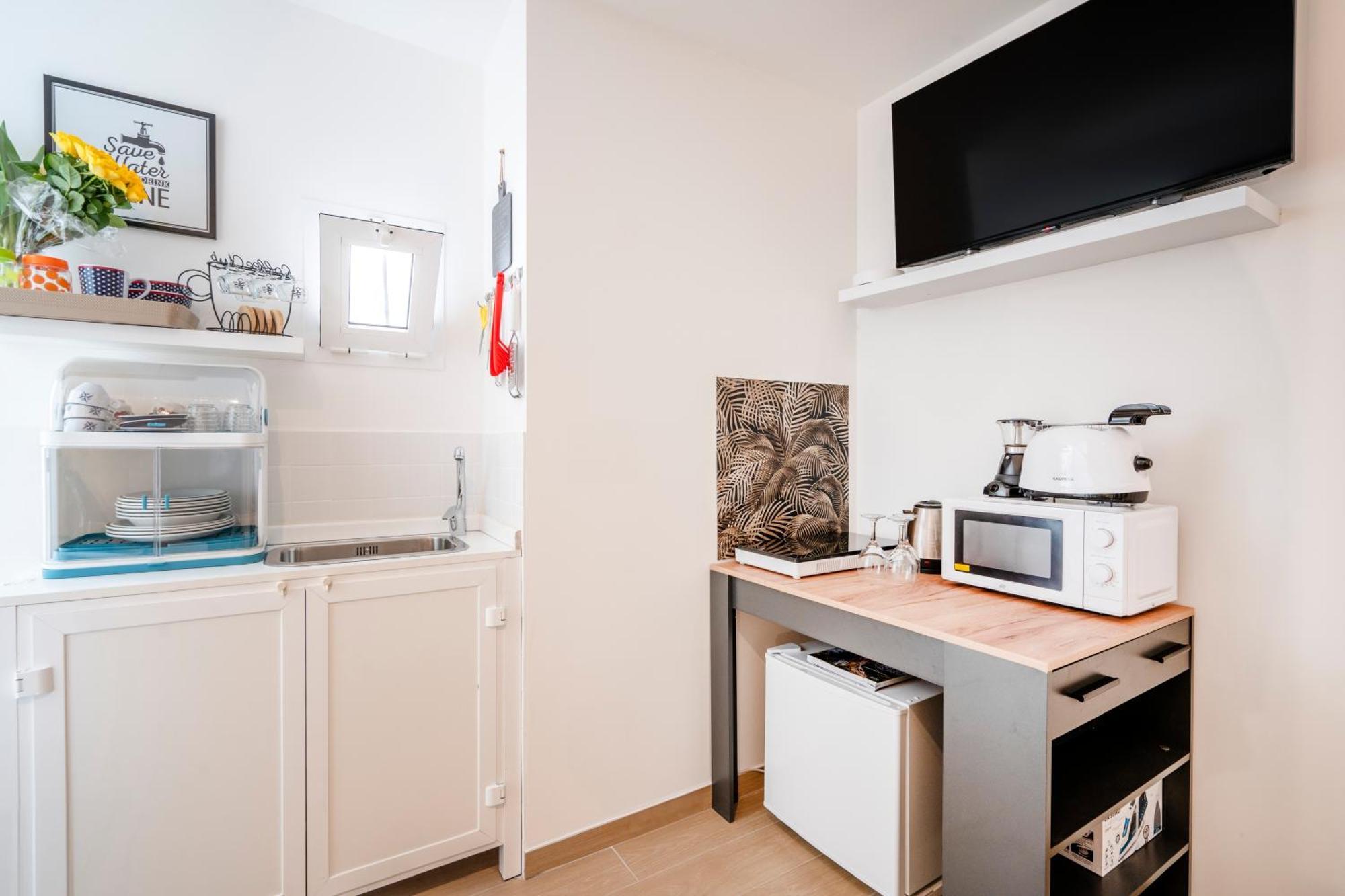 Room 4 - Lovely & Functional Studio Bari Exterior photo